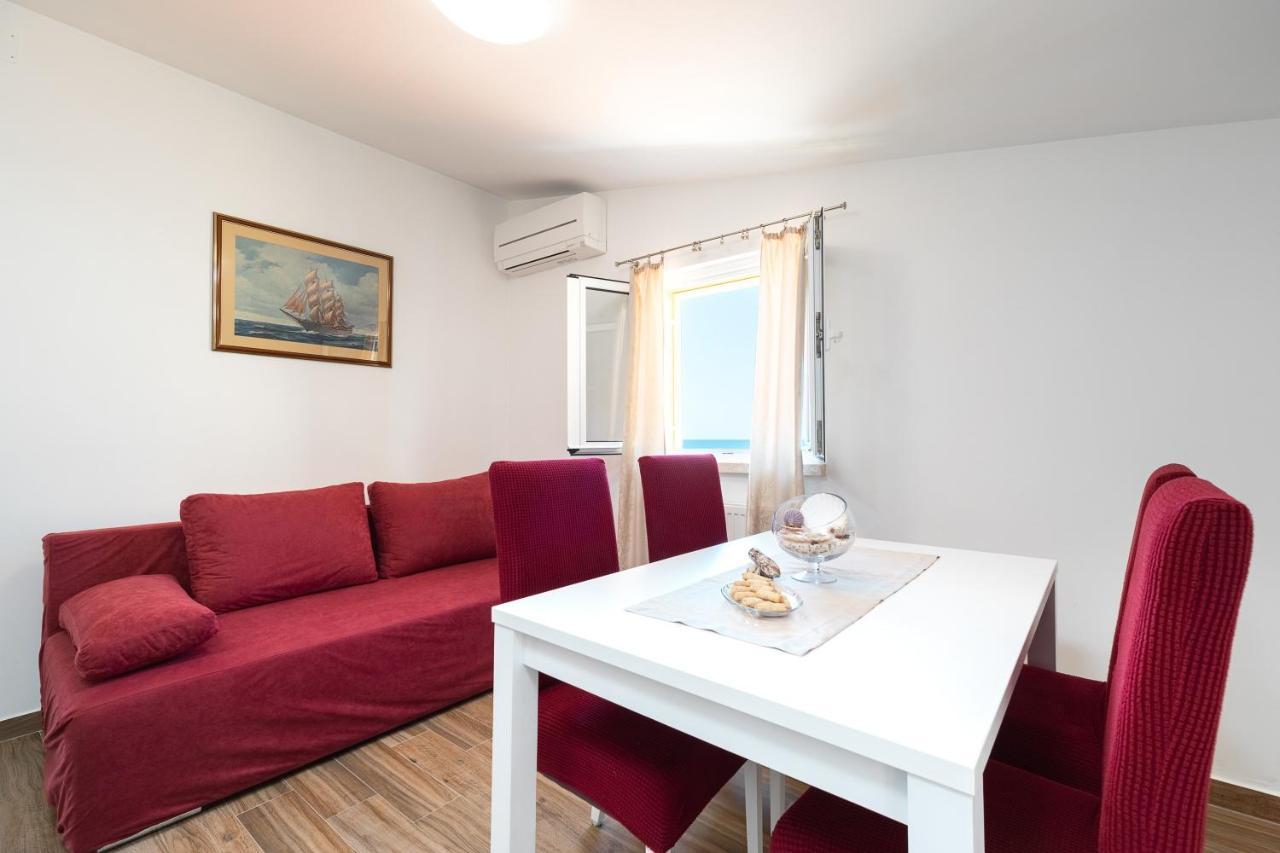 Fancy Apartments Dream Брна Номер фото