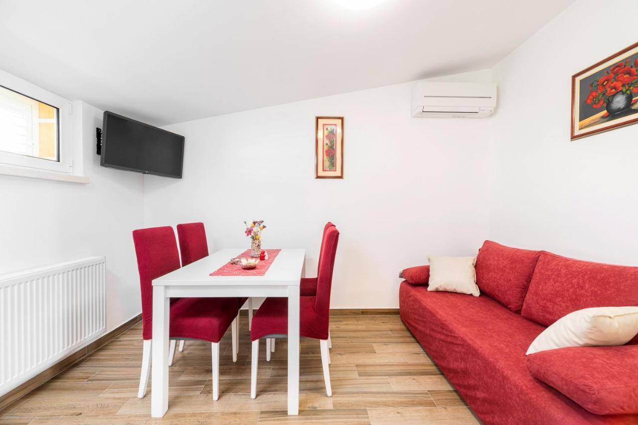Fancy Apartments Dream Брна Экстерьер фото