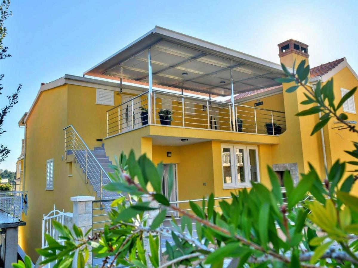 Fancy Apartments Dream Брна Экстерьер фото