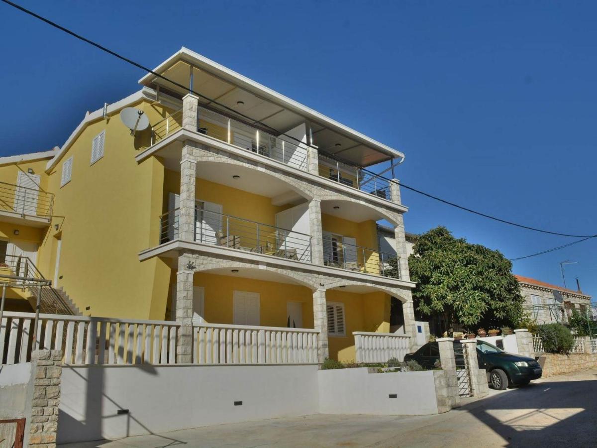 Fancy Apartments Dream Брна Экстерьер фото